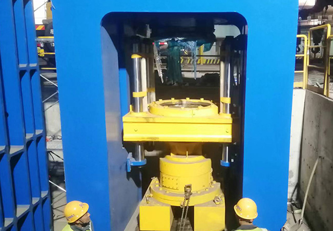 全自動粒子鋼熱壓塊設備使工業(yè)廢渣、礦業(yè)金屬廢渣資源再利用